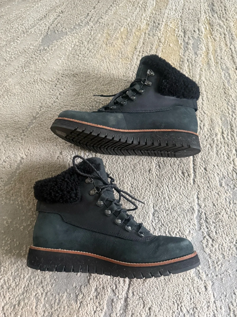 Cole Haan Grand Explorer Boots Waterproof Black Lace Up shearling fur boots 8